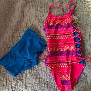 4t/5t Girl’s Wave Zone One Piece Swimsuit with Board Shorts NWT